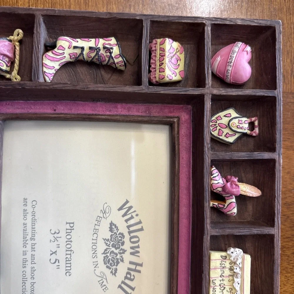 Willow Hall 3D Resin Photo Frame Reflections in Time Shoes, Hats‎ & Accessories